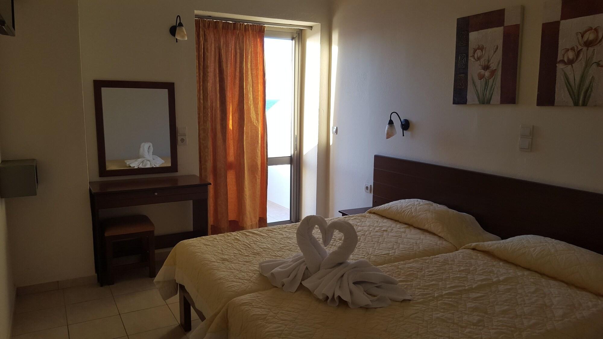 Blue Sky Hotel Apartments Rethymno  Exterior photo