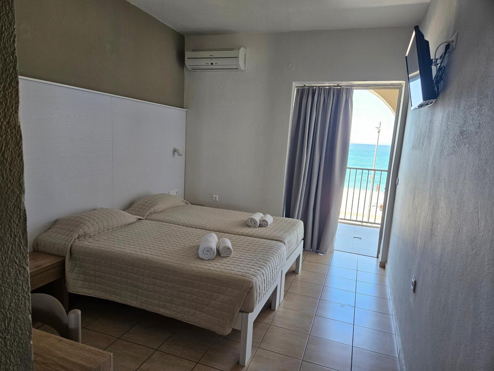Blue Sky Hotel Apartments Rethymno  Exterior photo