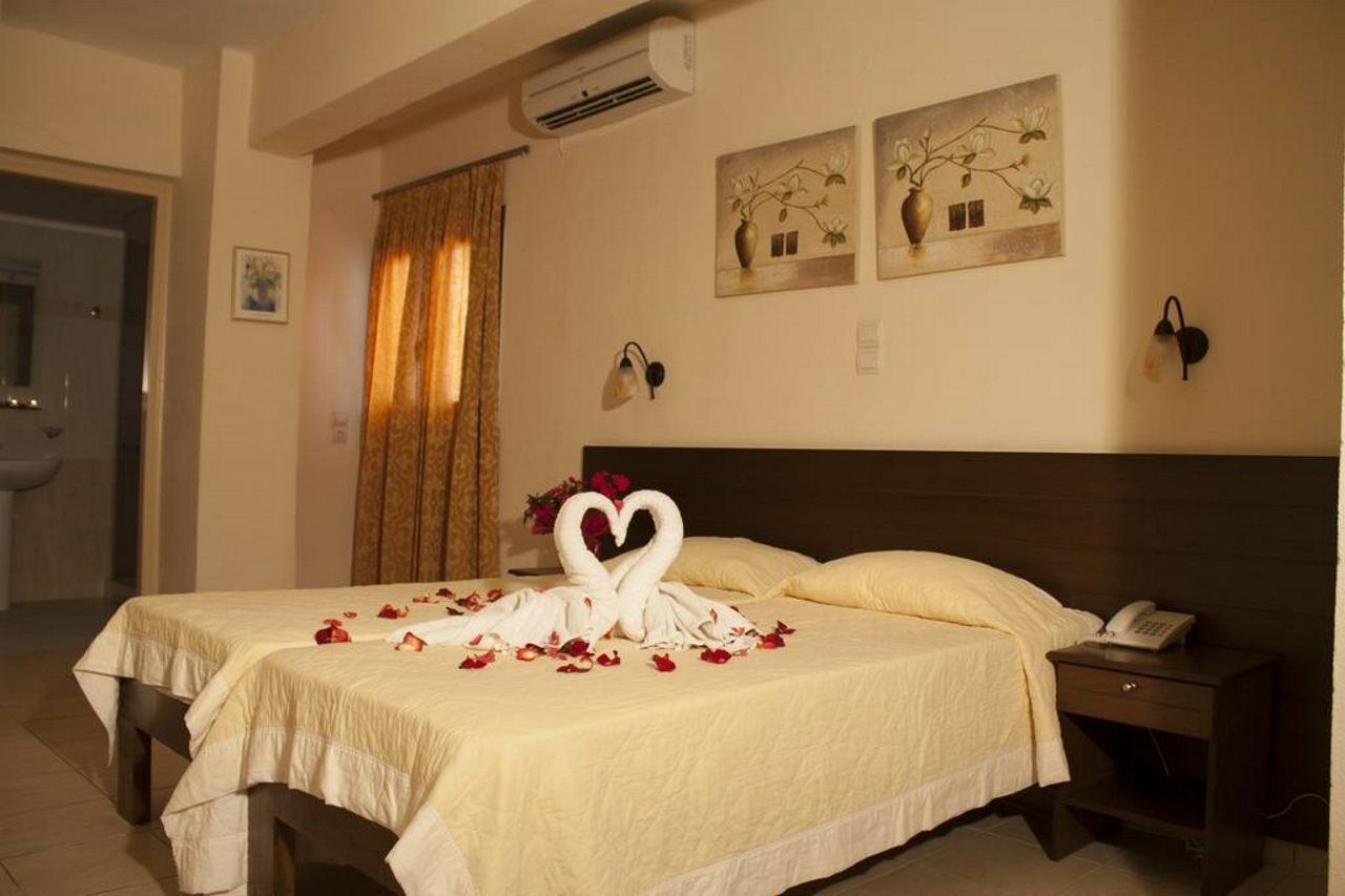 Blue Sky Hotel Apartments Rethymno  Exterior photo